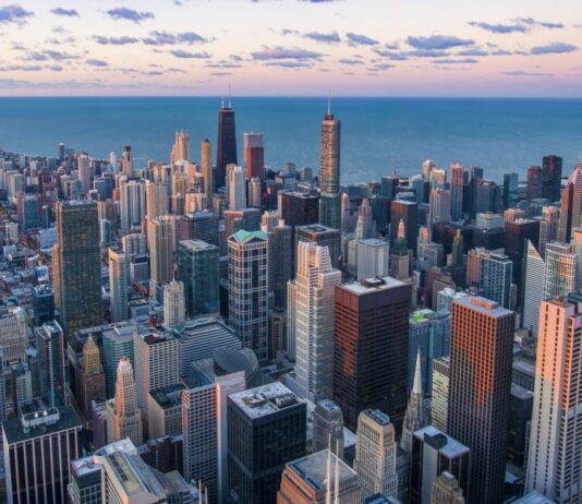 Найкращий посібник із переїзду в нову квартиру в Чикаго