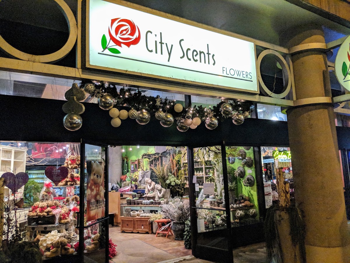 City Scents Floral & Home — Florist